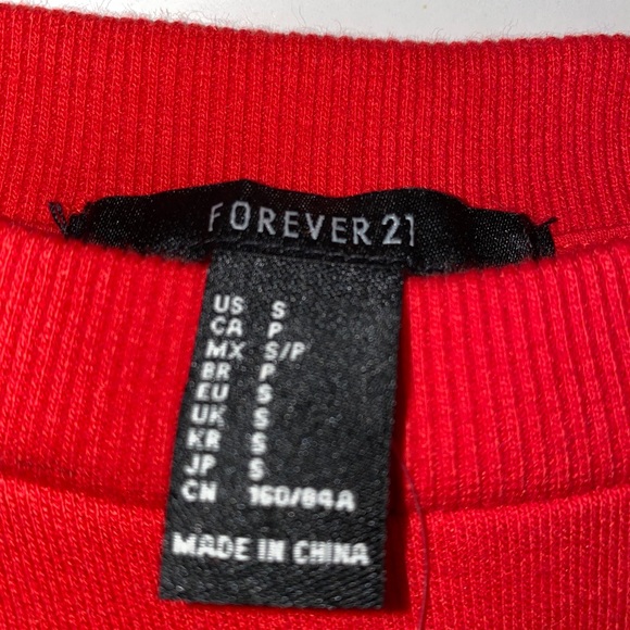 Forever 21 Red Crop Top - Picture 2 of 2